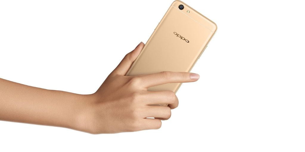 person holding oppo mobile