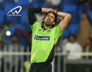 David Wiese is playing Lahore Qalanders