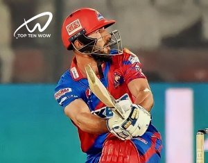 Irfan Khan hit the ball and see