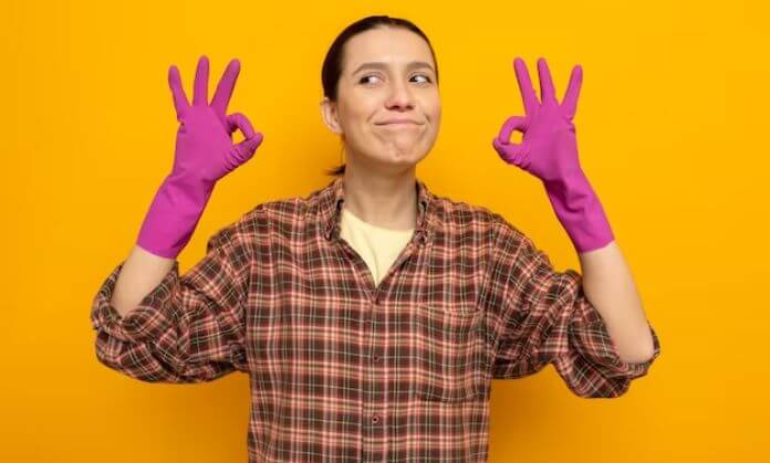 A girl wearing the gloves