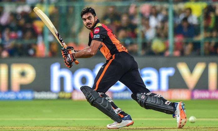 Vijay Shankar scored the fastest fifty in this match