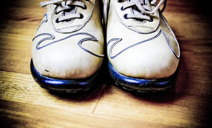 Go on leaving shoes pairs unmatched