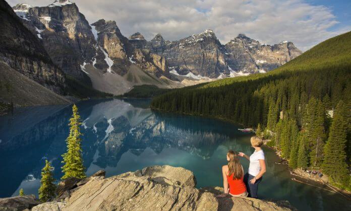 Make a tour of A National Park in Memorial Day