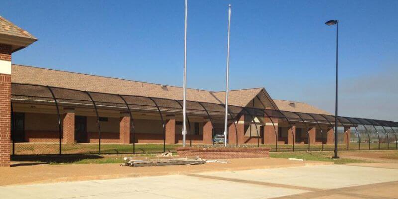 a building with a roof overhang